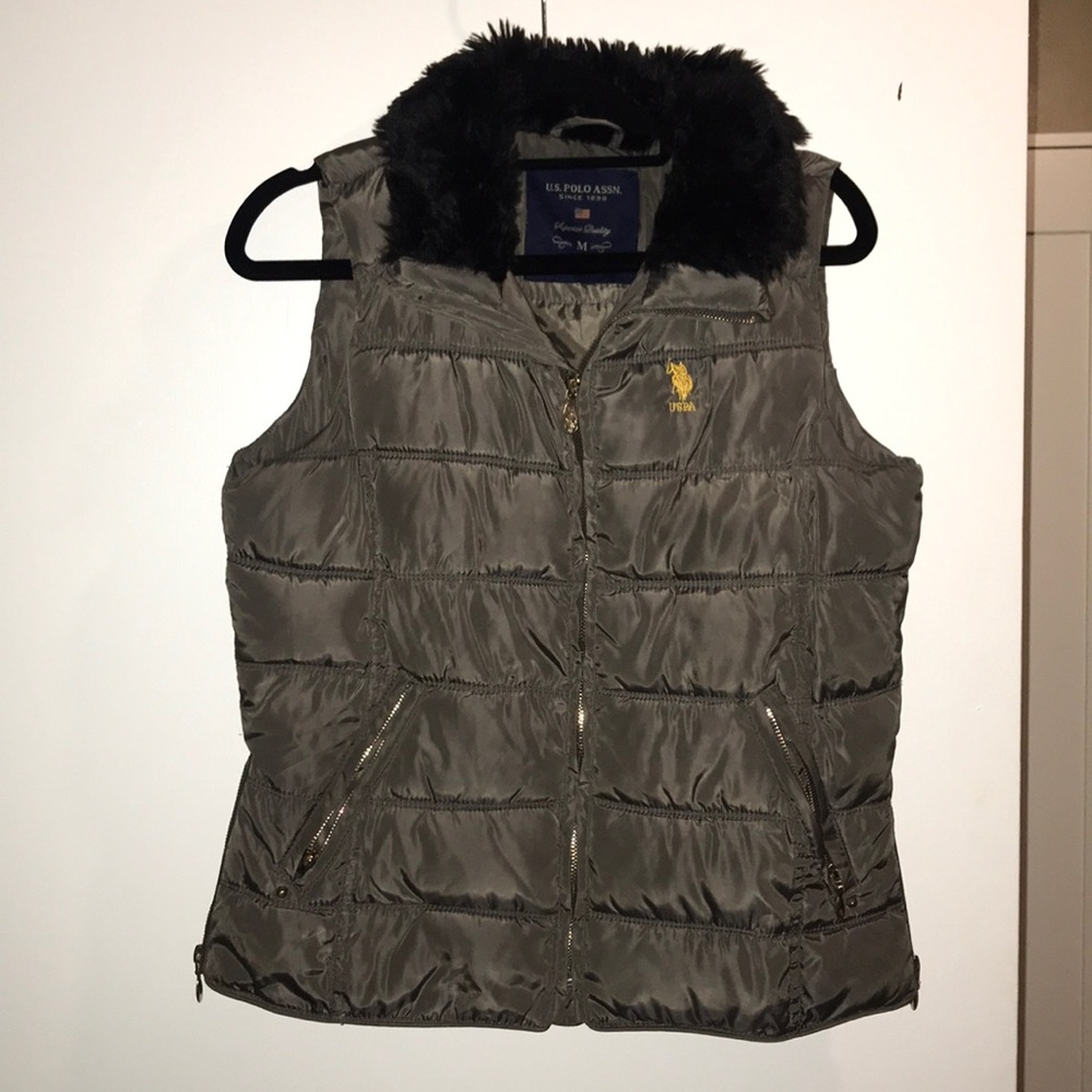 Polo Vest in dark gray
